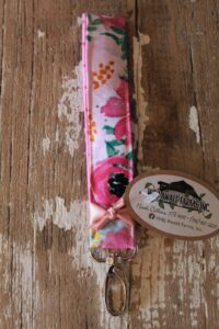 Keychain-Pink-Floral-600x900-rotated